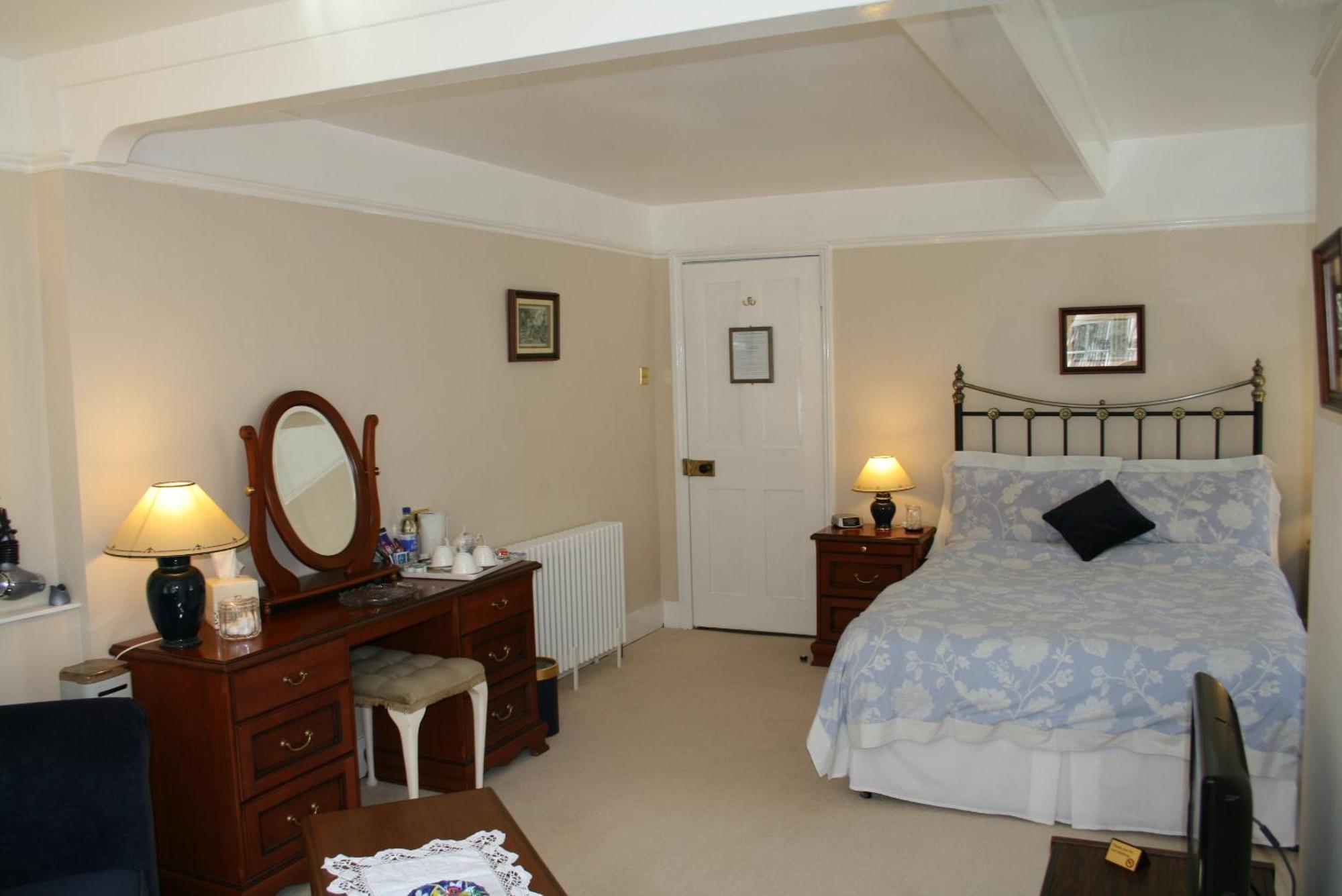 Clayhill House Bed & Breakfast Lyndhurst Exteriör bild