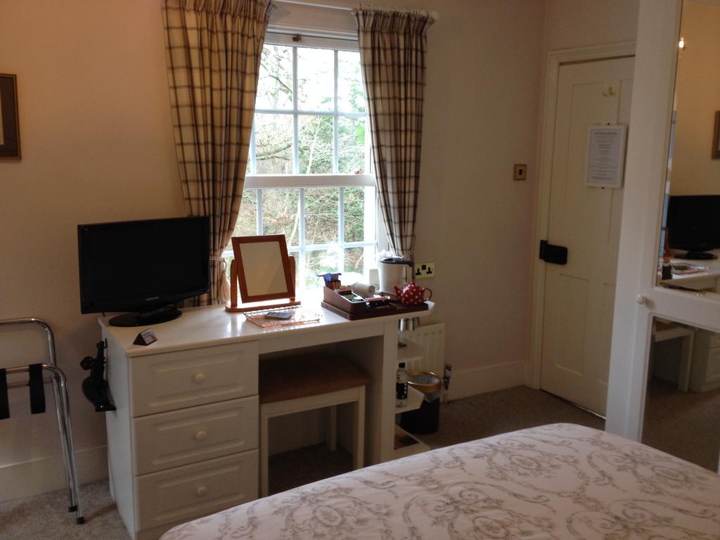 Clayhill House Bed & Breakfast Lyndhurst Exteriör bild